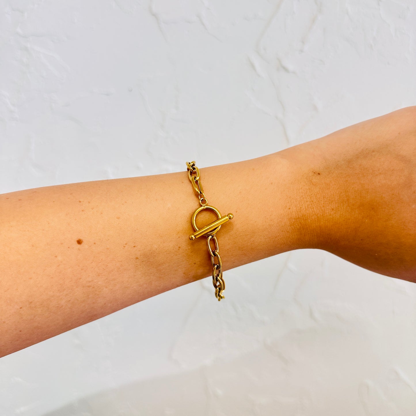 OT Buckle Link Bracelet