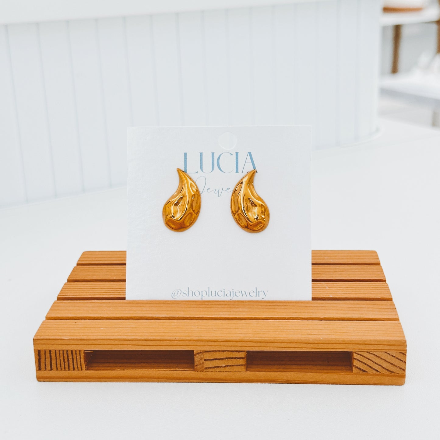 Textured Drop Studs