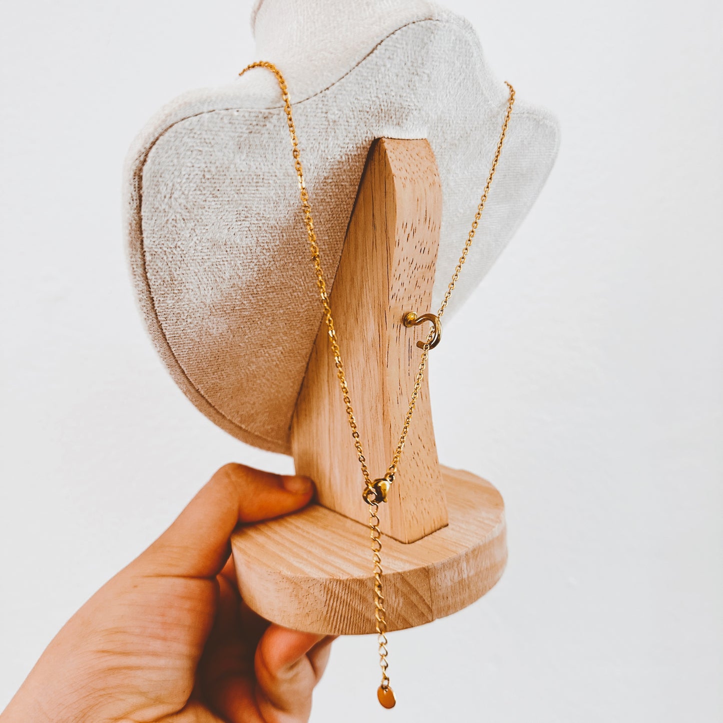 Shimmery North Star Necklace