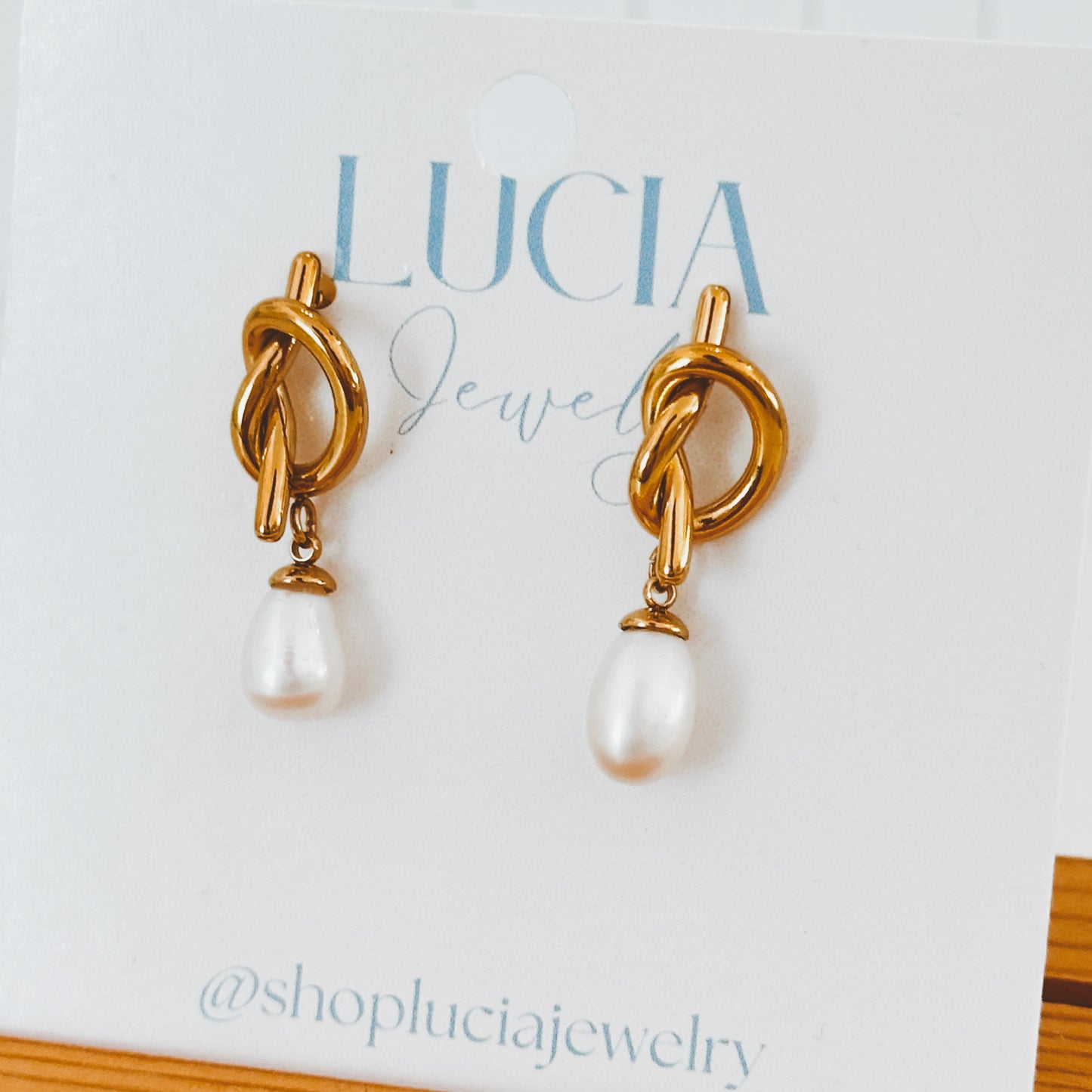 Knotted Pearl Studs