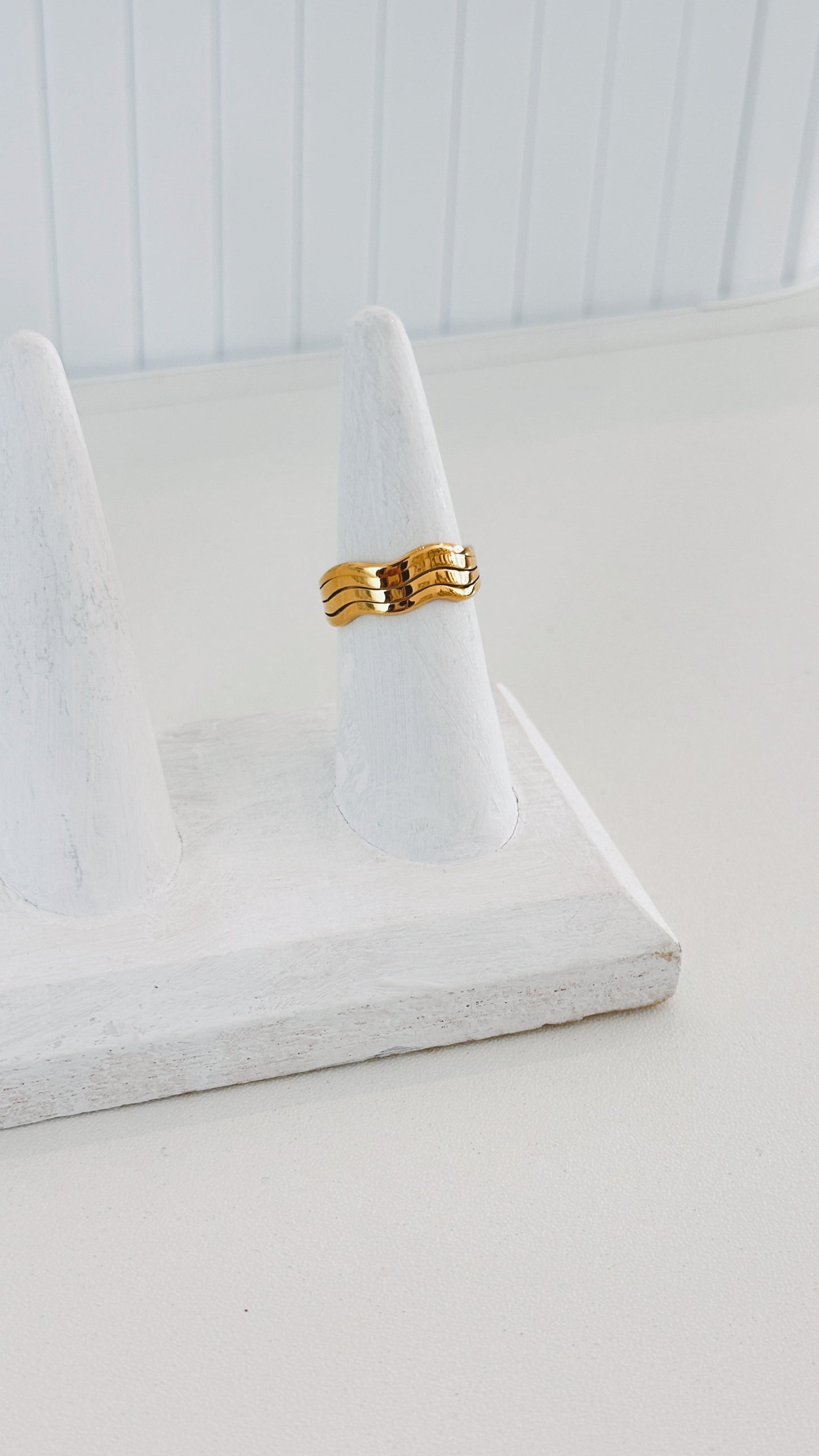 Bold & Wavy Ring