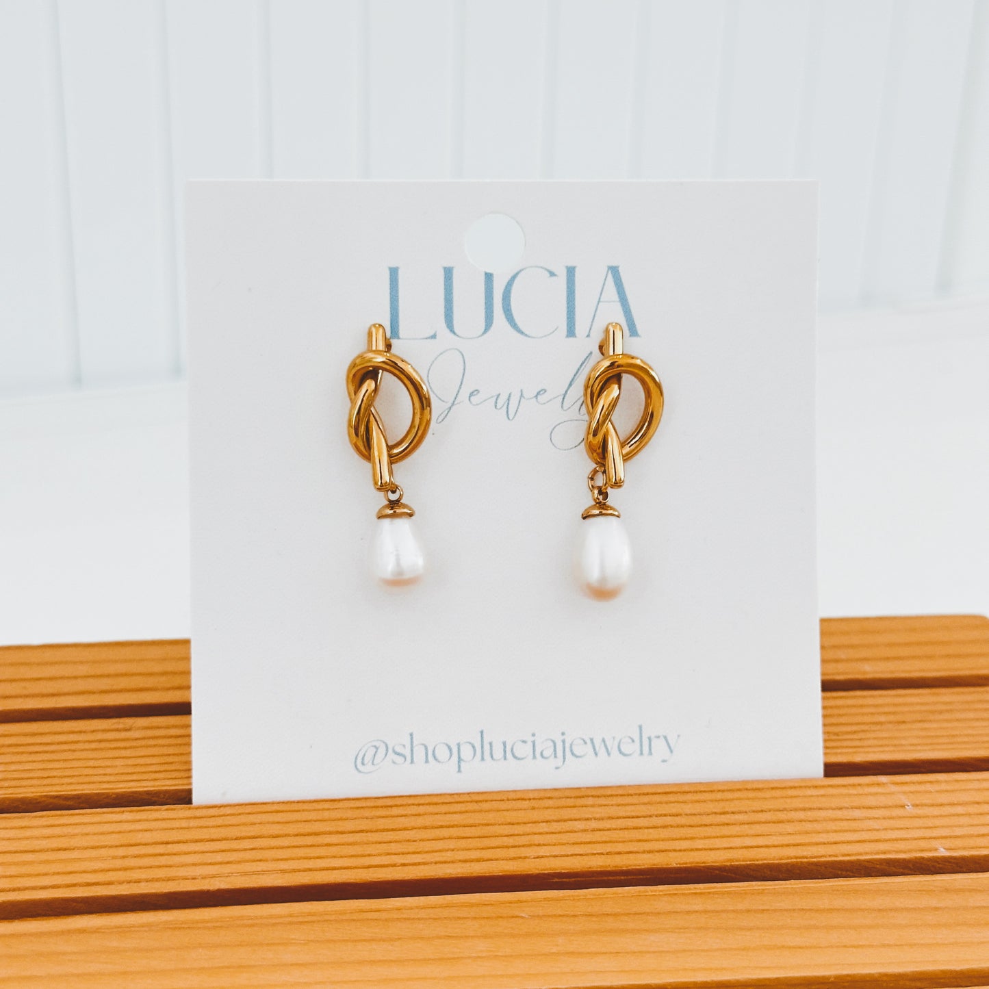 Knotted Pearl Studs