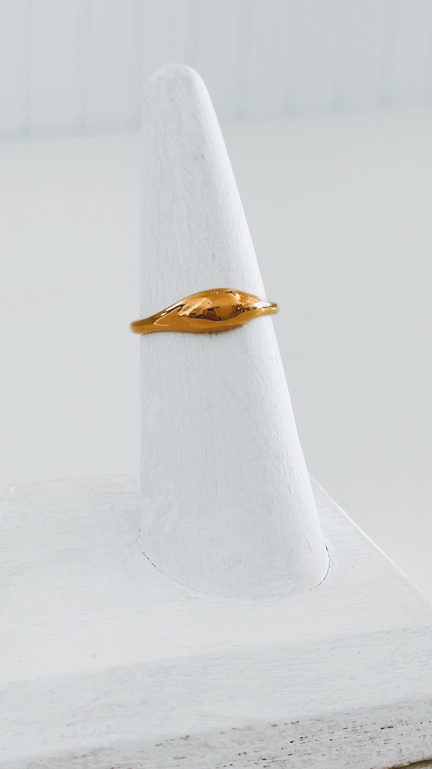 Round Signet Ring