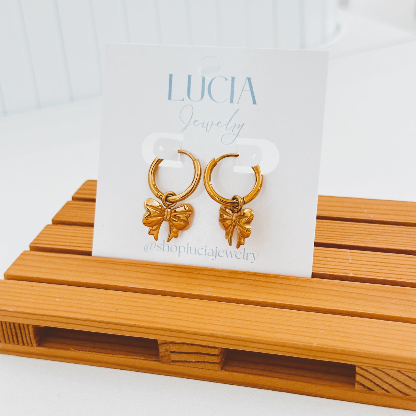 Dainty Bow Hoops