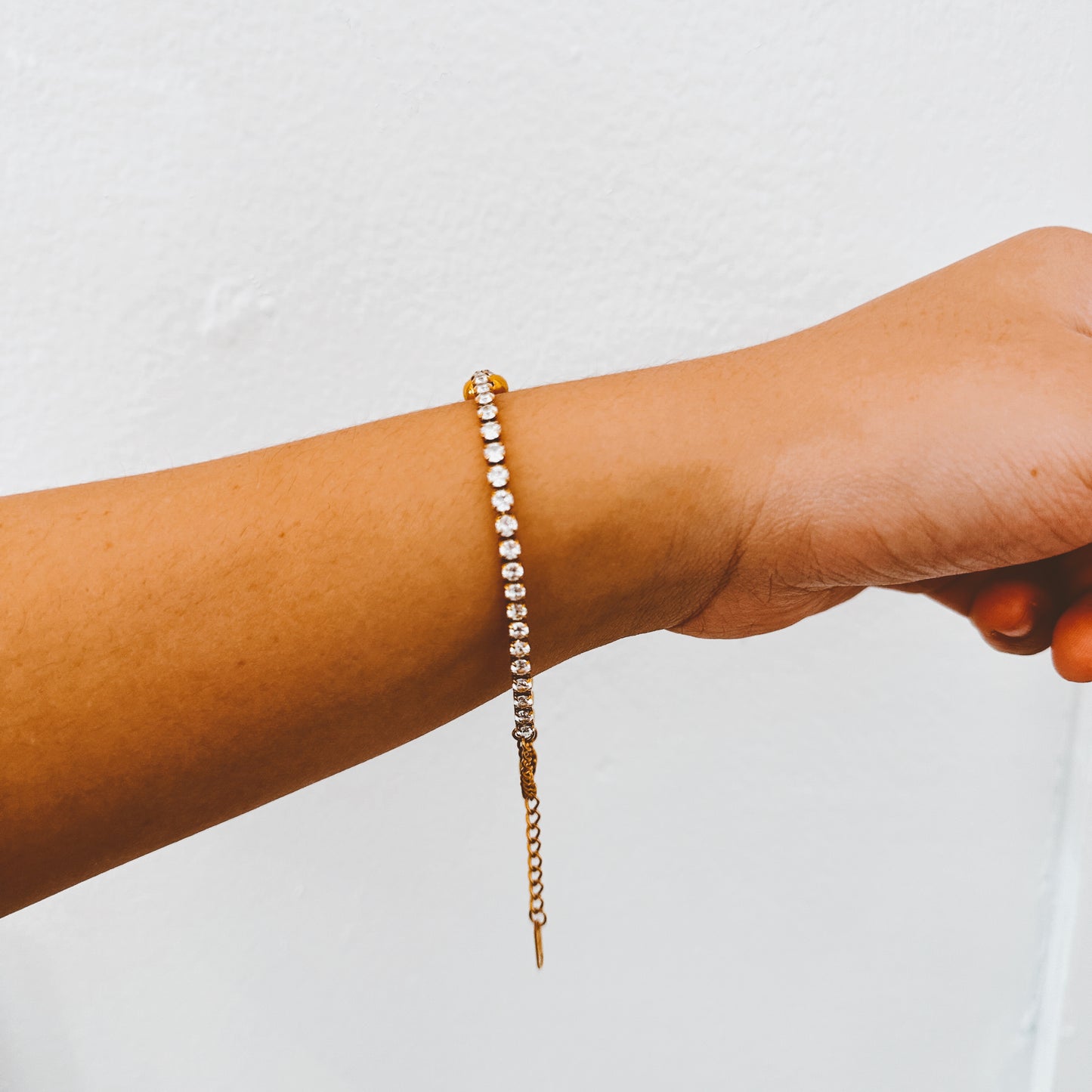 Dainty CZ Tennis Bracelet (Round Center)
