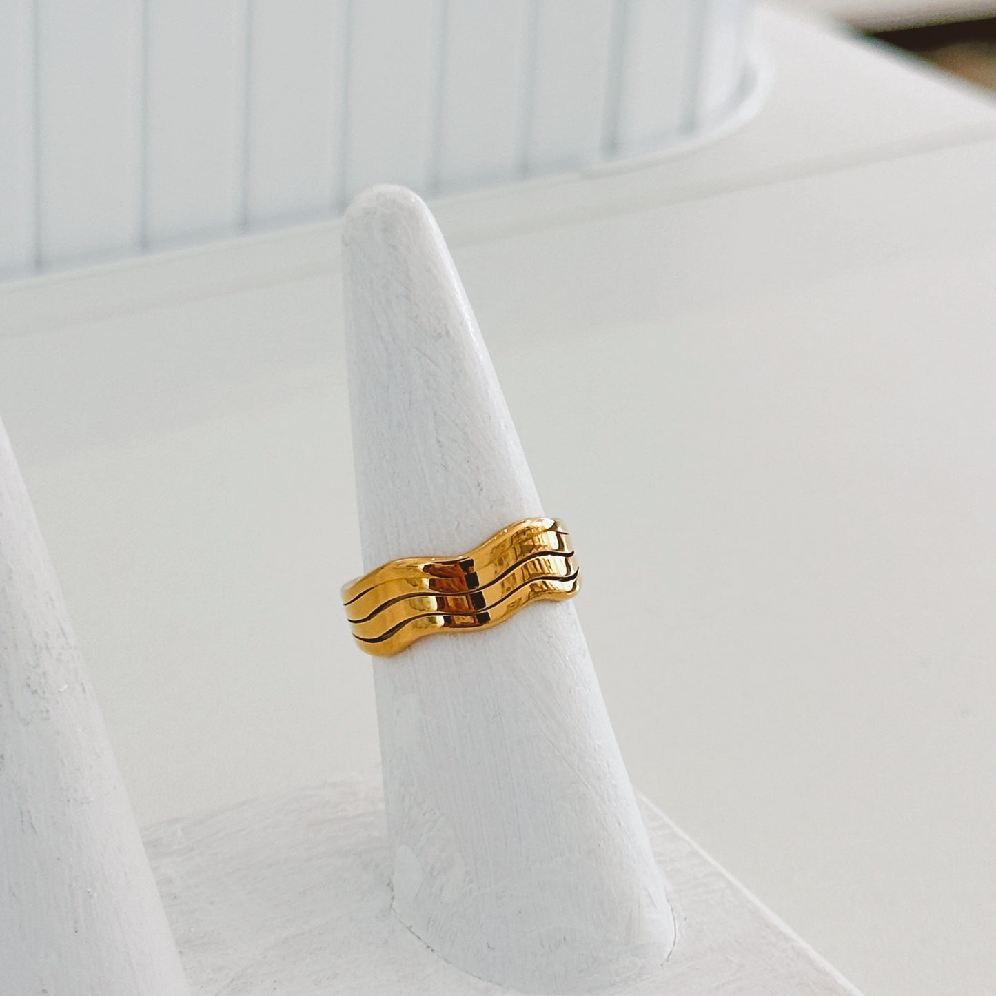 Bold & Wavy Ring