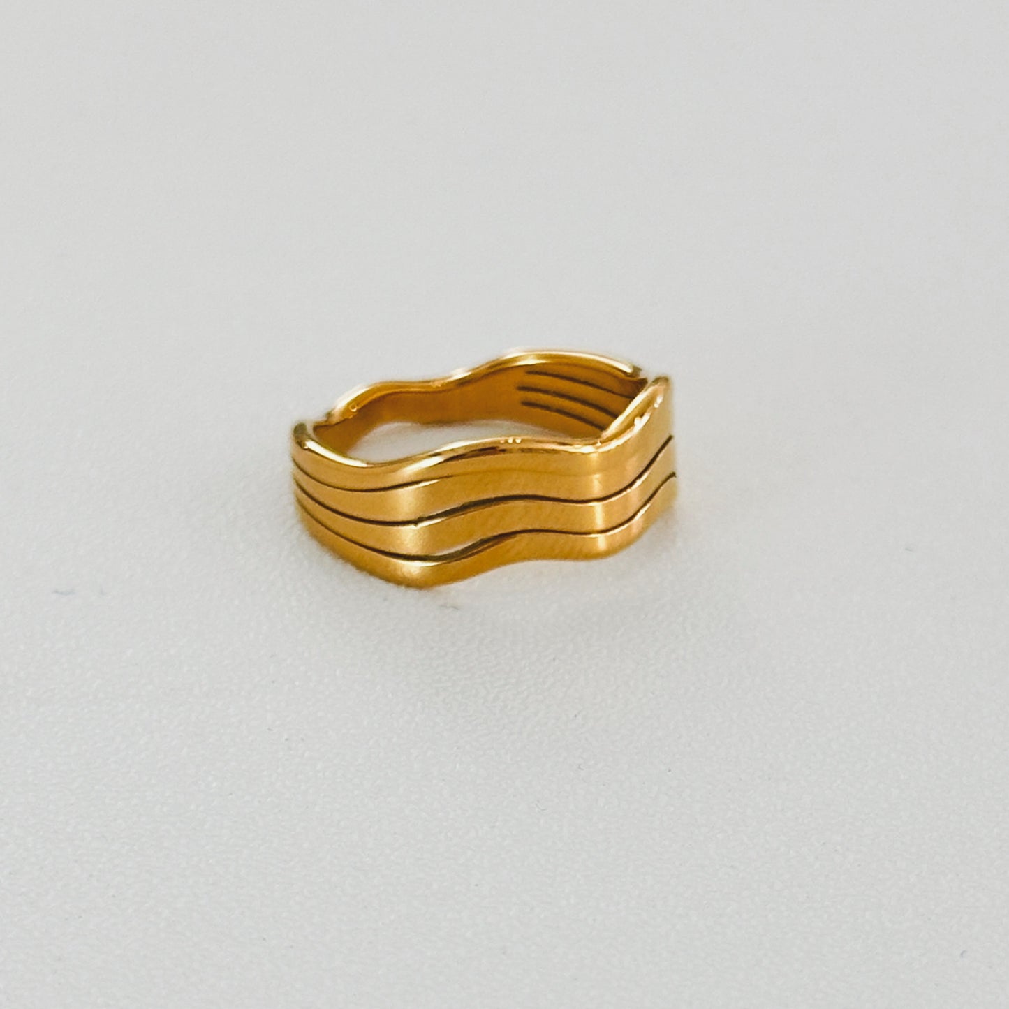Bold & Wavy Ring
