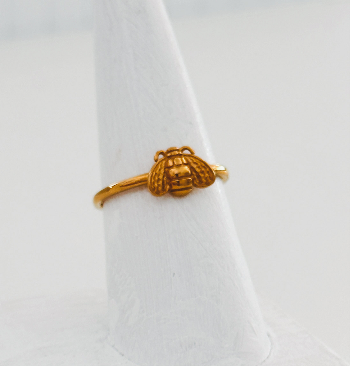 Dainty Bee Ring