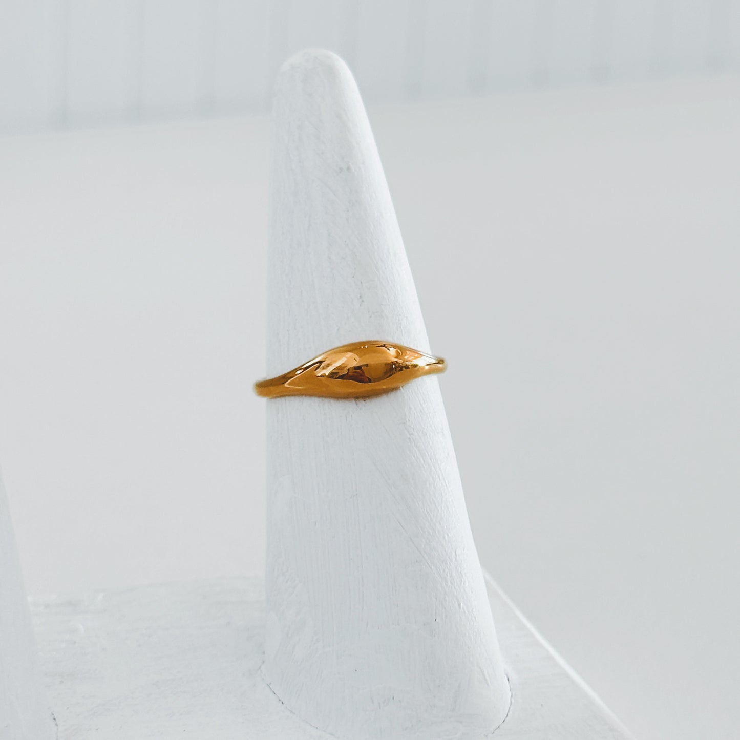 Round Signet Ring