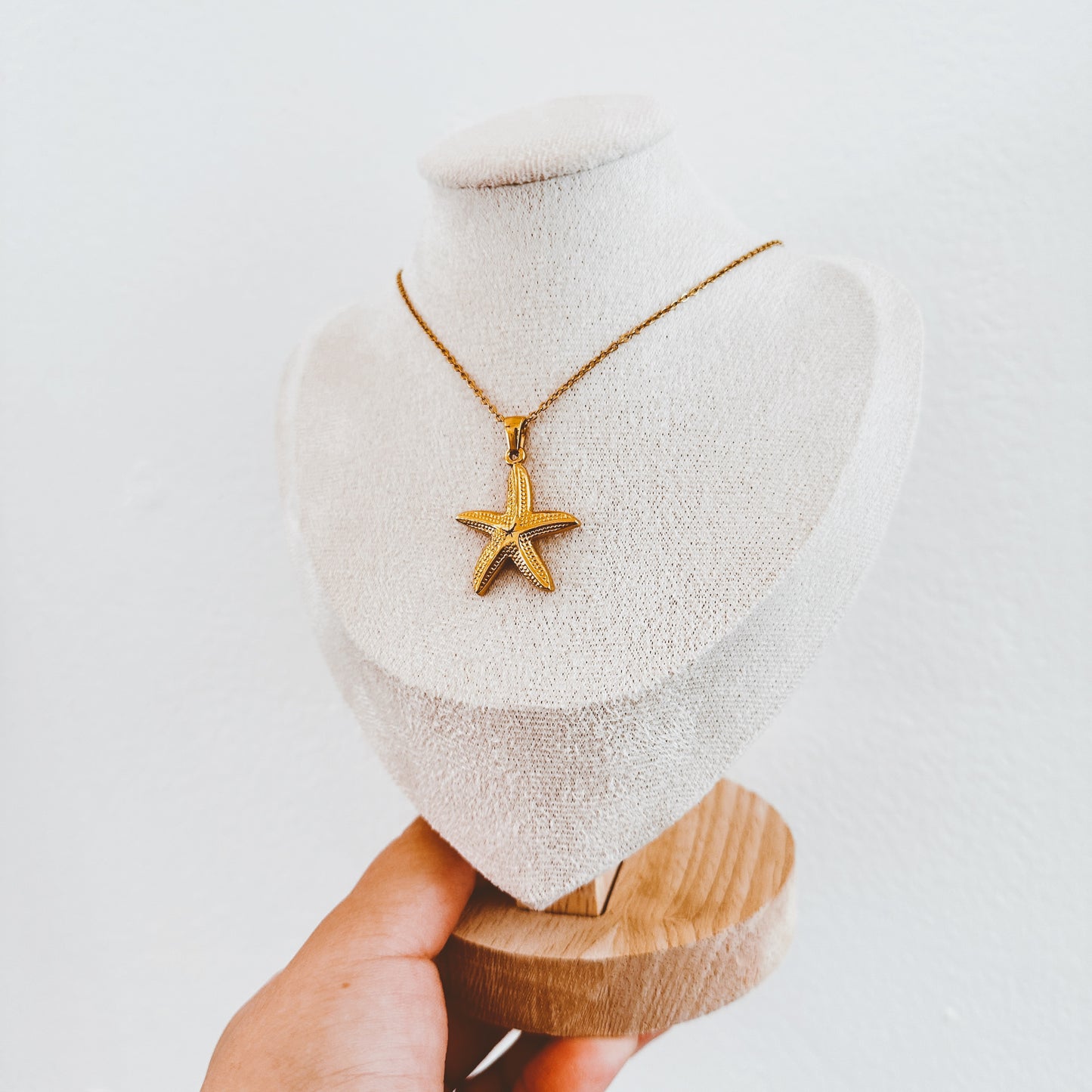 Bold Starfish Necklace
