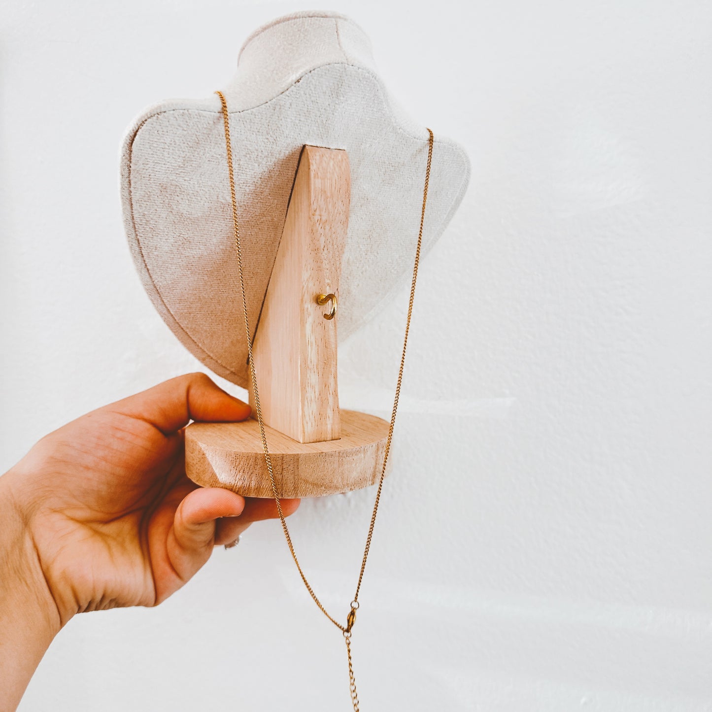 Oblong Mother of Pearl Necklace