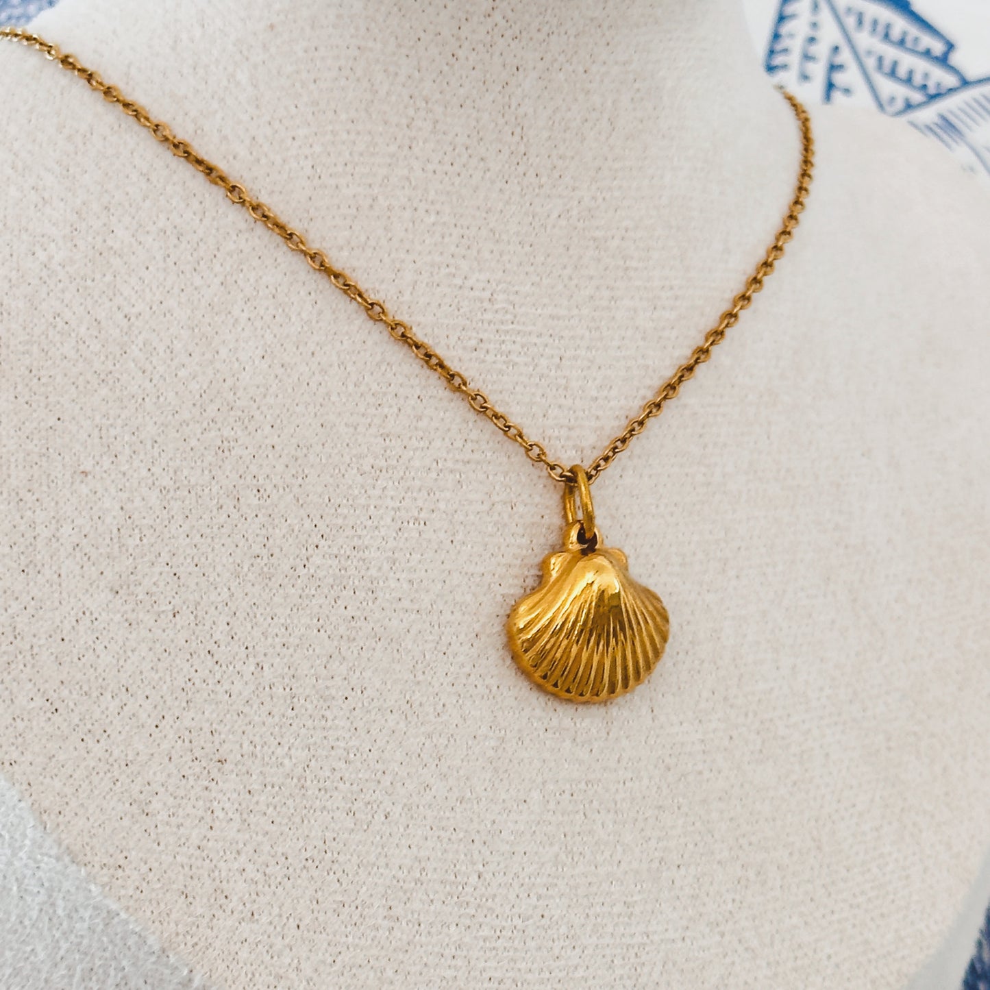 Shell Charm Necklace