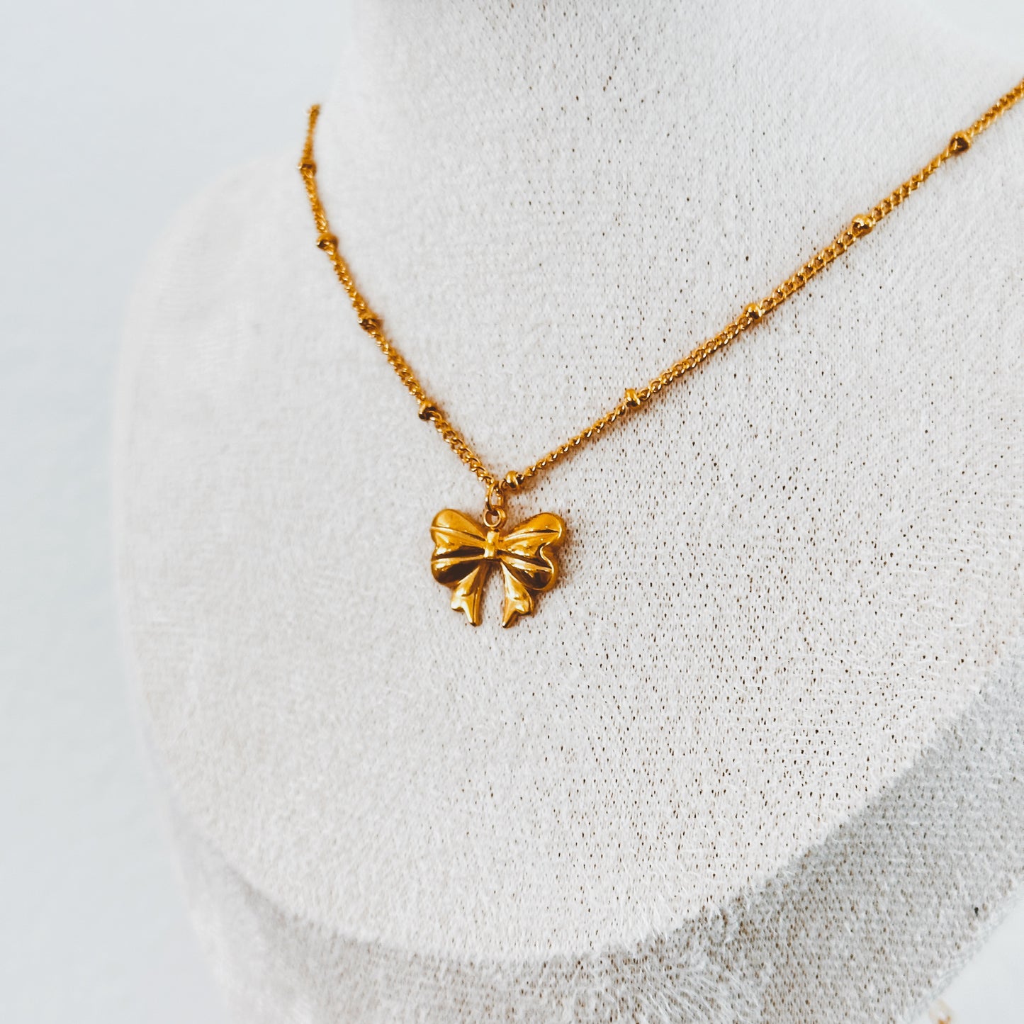 Dainty Bow Necklace