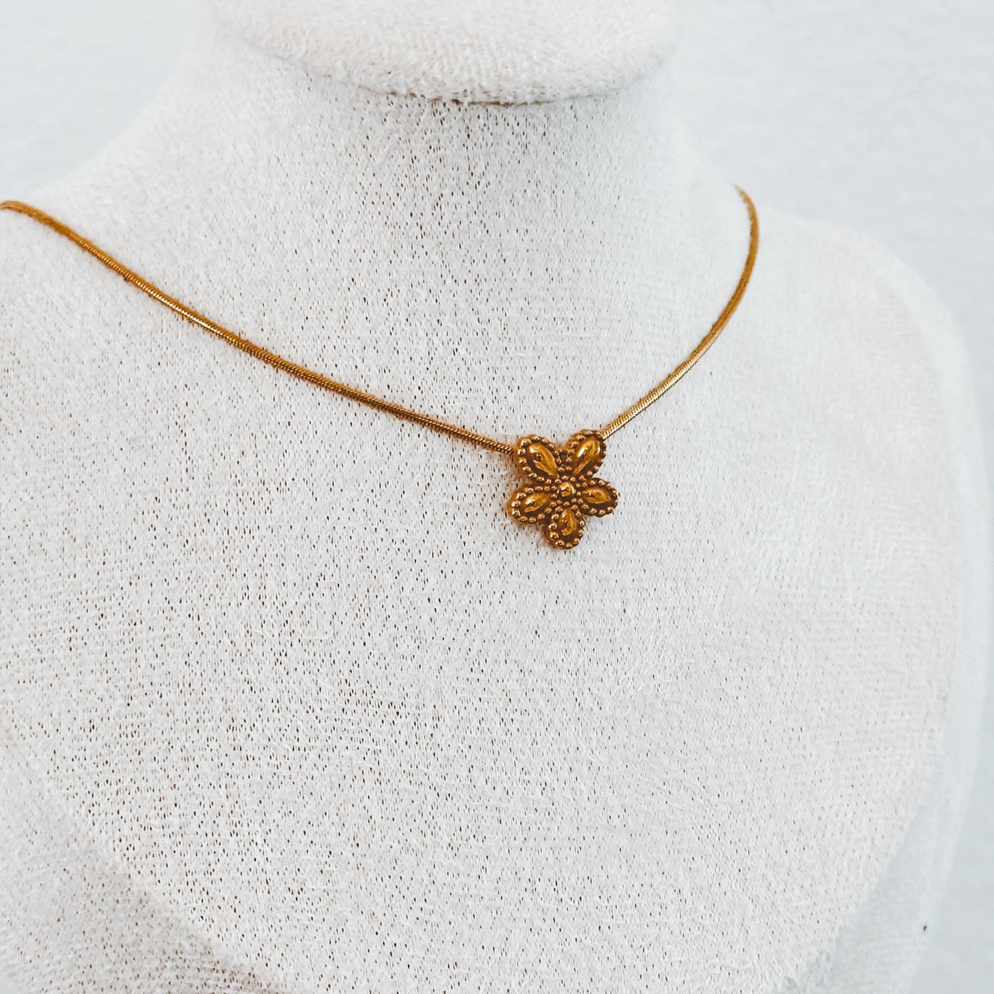 Floral Snake Chain Necklace