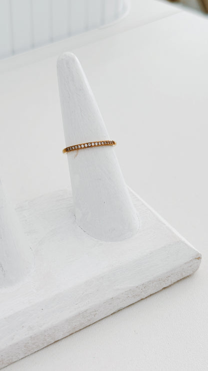 Dainty Pavé Ring