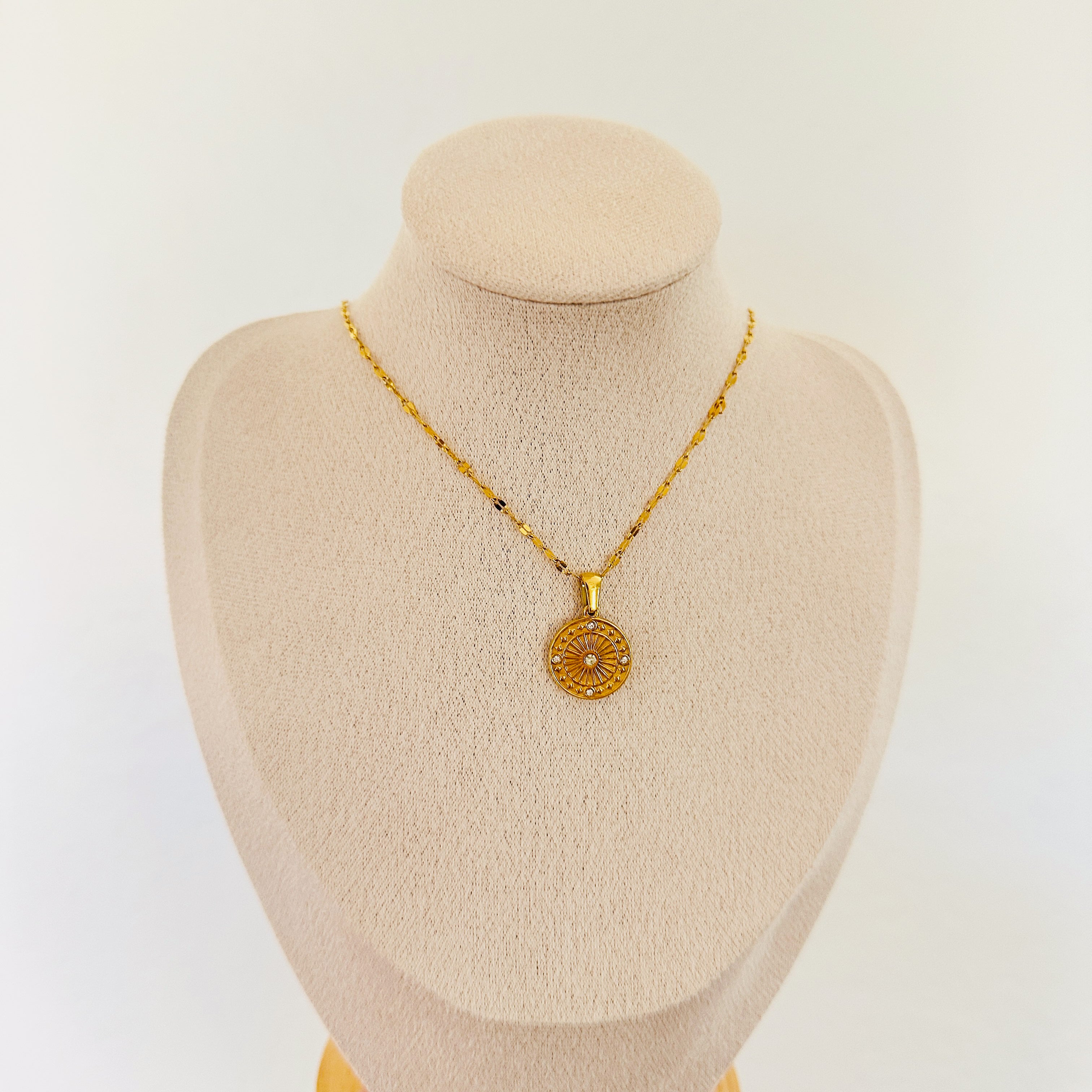 Leila Necklace