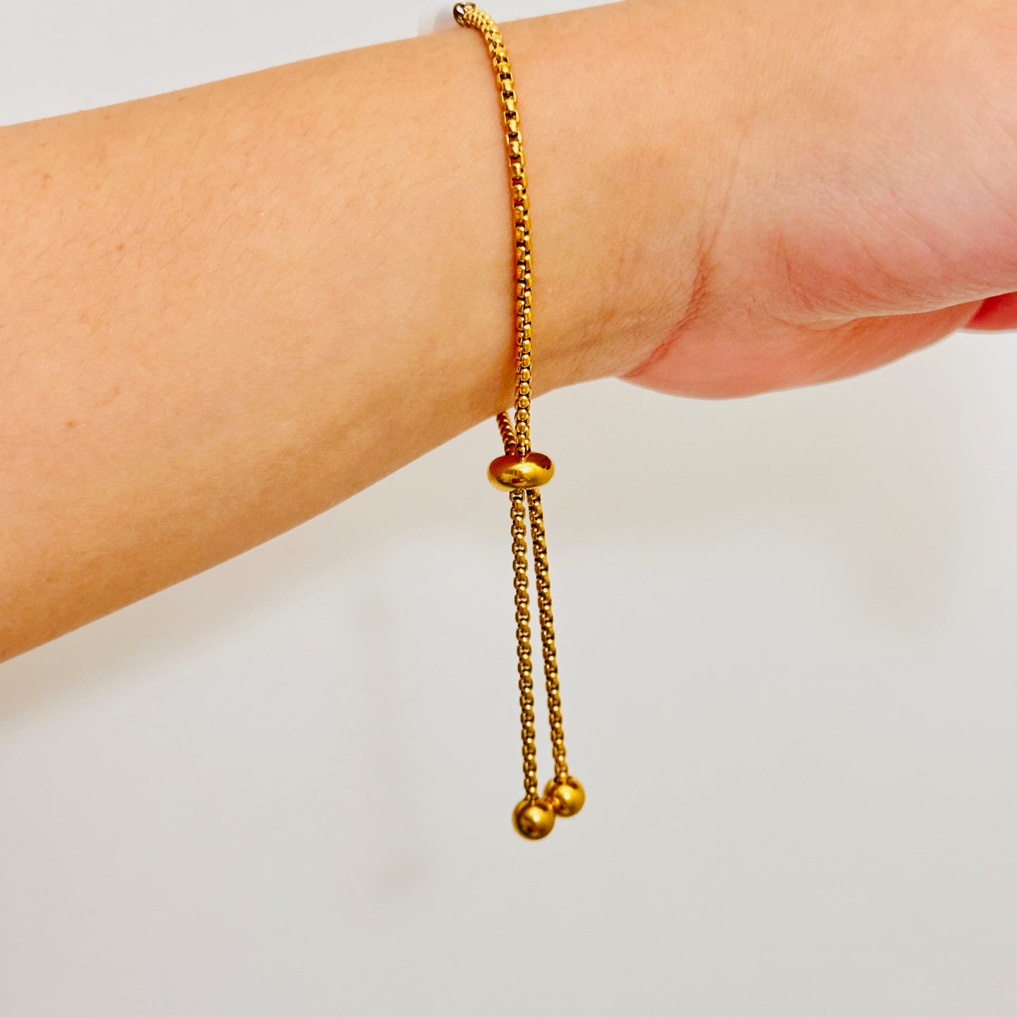 Adjustable + Dainty Pearl Bracelet