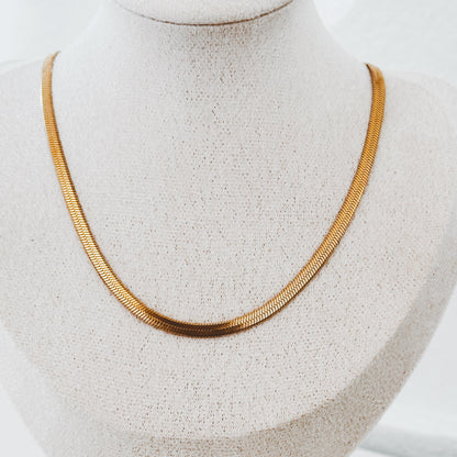 Dainty Herringbone Chain