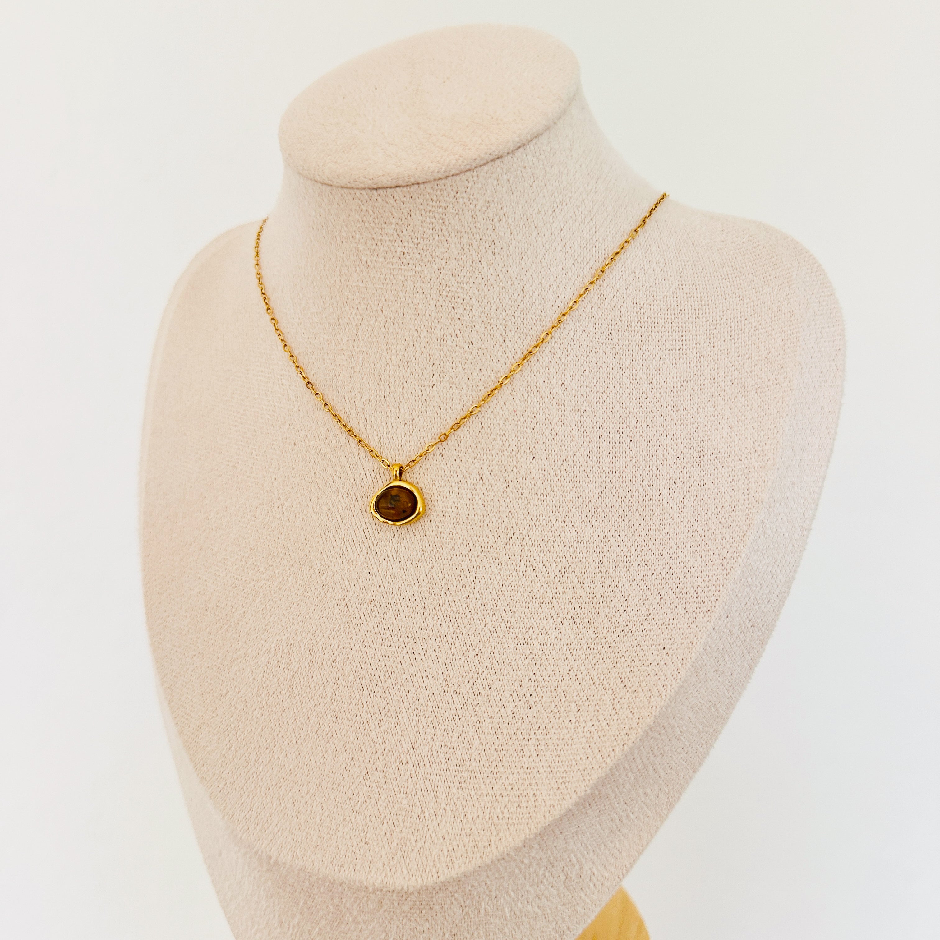 Raja Necklace