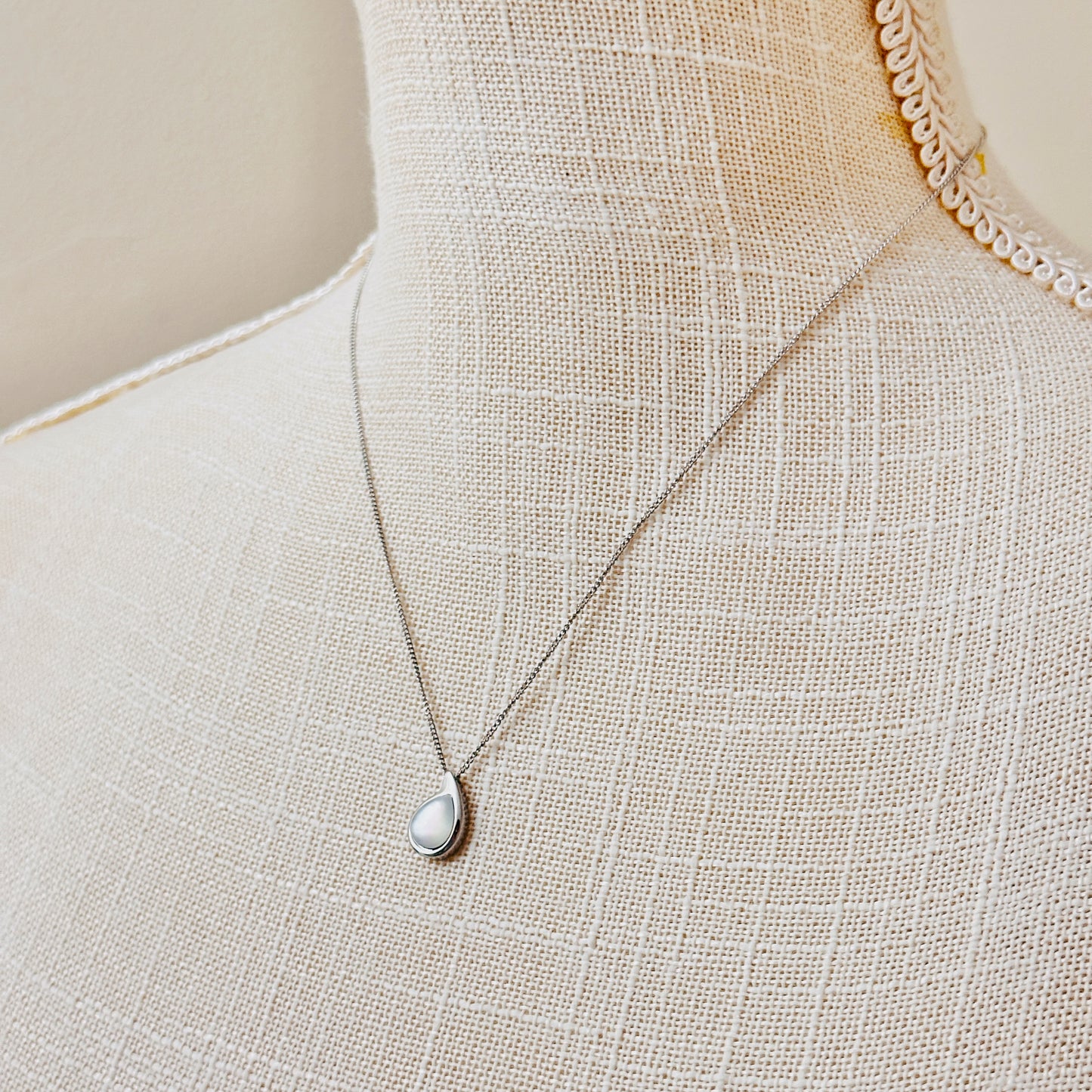Mother of Pearl + Dew Drop Necklace