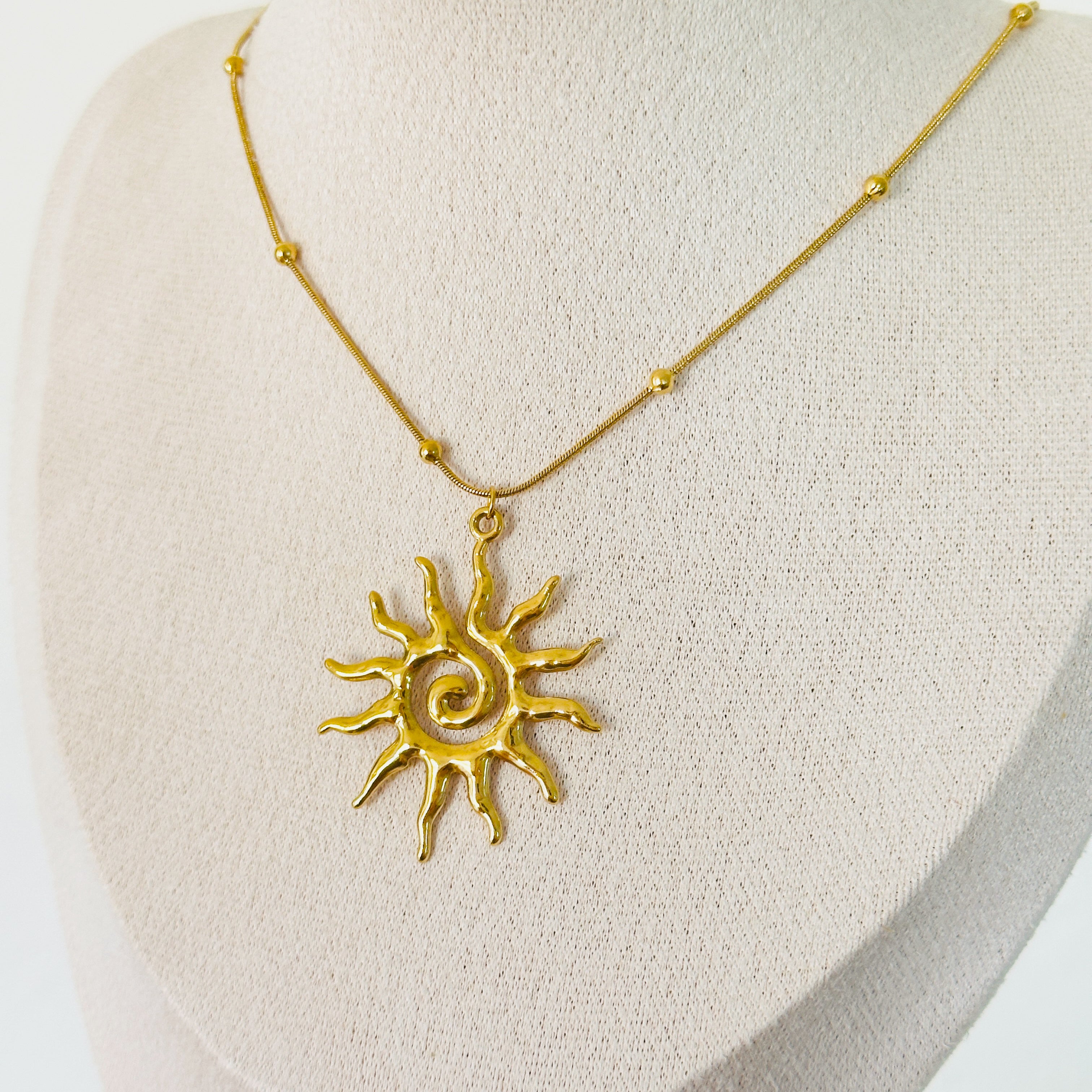 Sunny Necklace