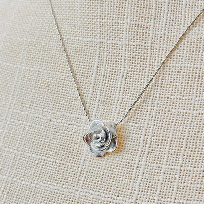 Dainty Rose Necklace