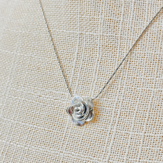Dainty Rose Necklace