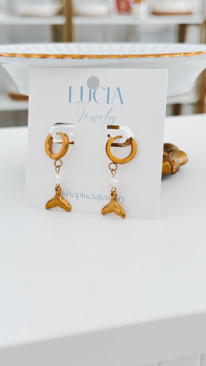 Dainty Whale Tail Hoops