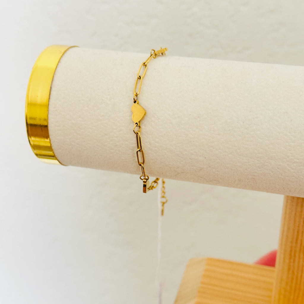 Amor Bracelet