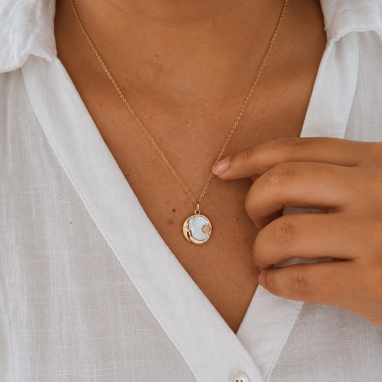 Luna Necklace