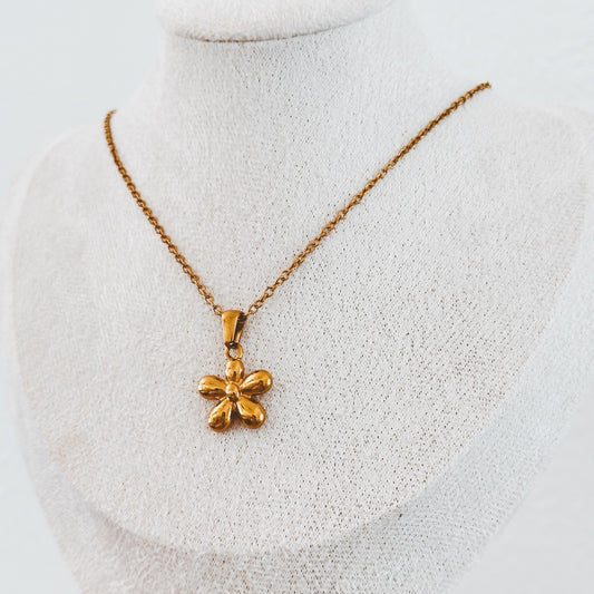 Dainty Floral Necklace