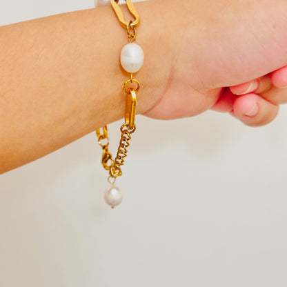 Pearl + Chunky Link Bracelet