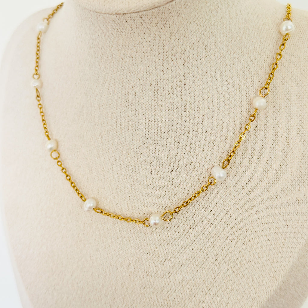 Bia Necklace