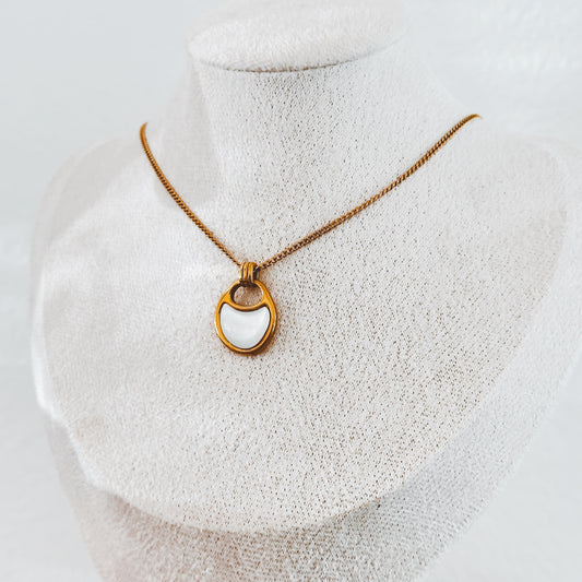 Oblong Mother of Pearl Necklace