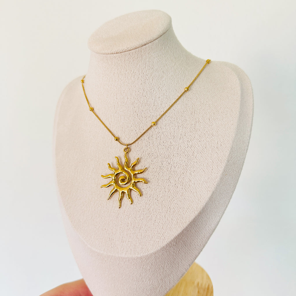 Sunny Necklace