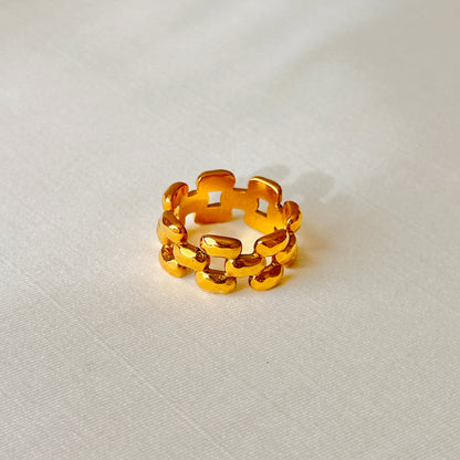 Chunky Link Ring