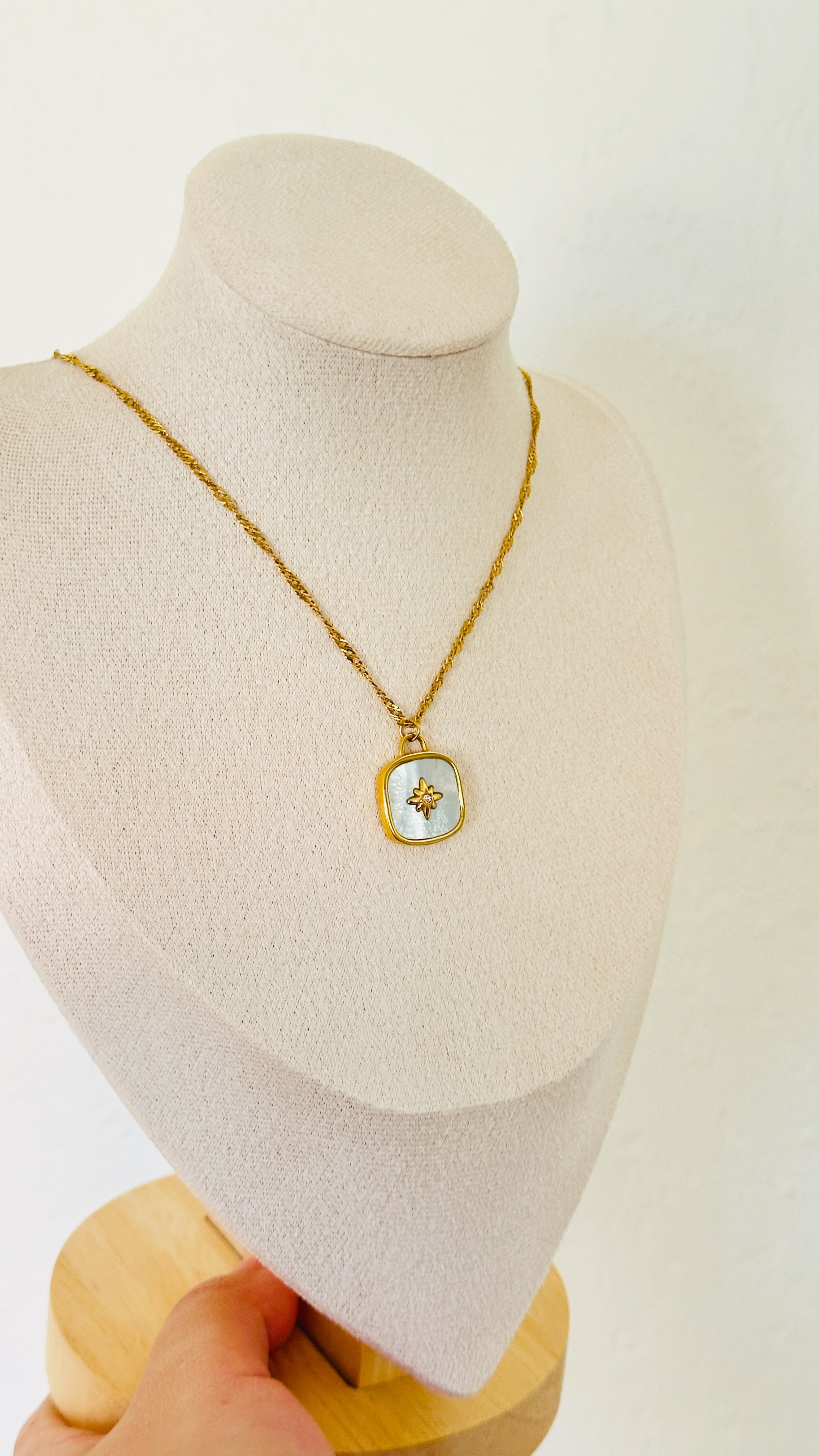 Mina Necklace
