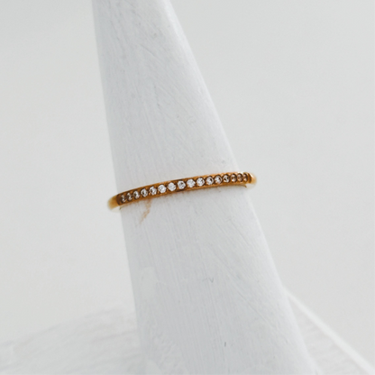 Dainty Pavé Ring