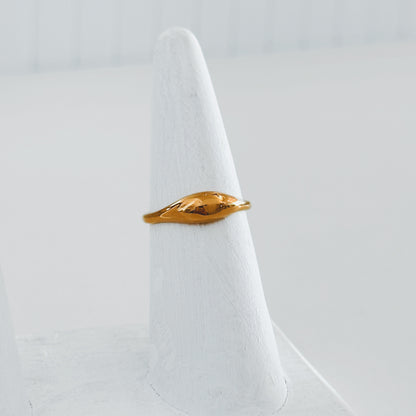 Round Signet Ring