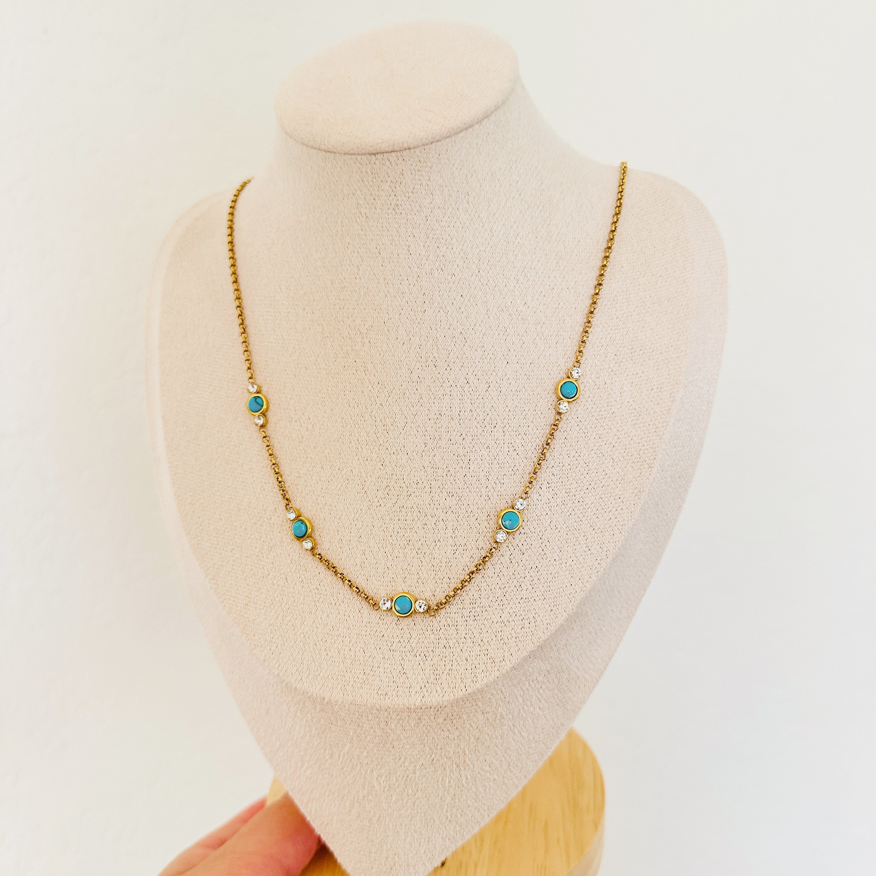 Kenne Necklace