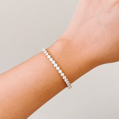 Stretchy Tennis Bracelet - Comfortable & Elegant Jewelry