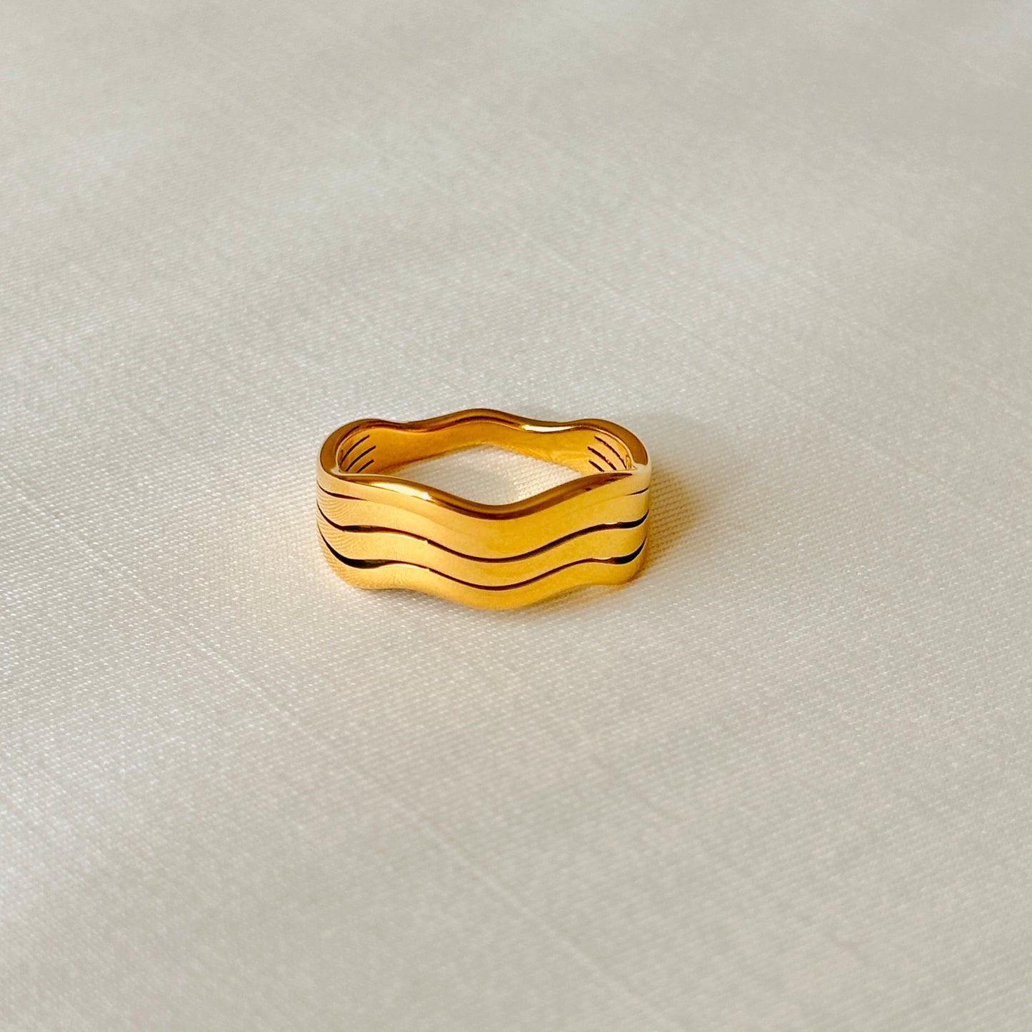 Wavy Tiered Ring