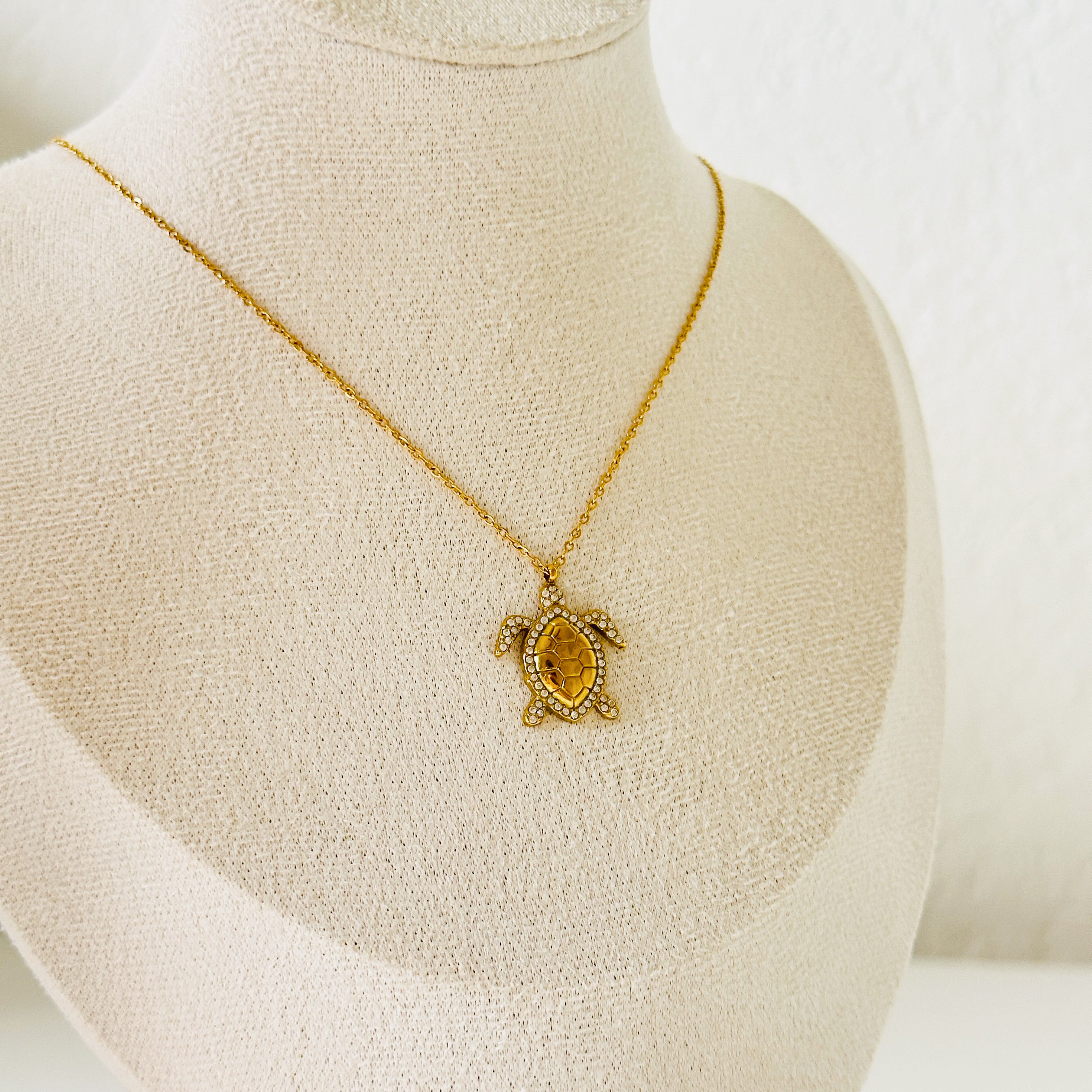Tortuga Necklace