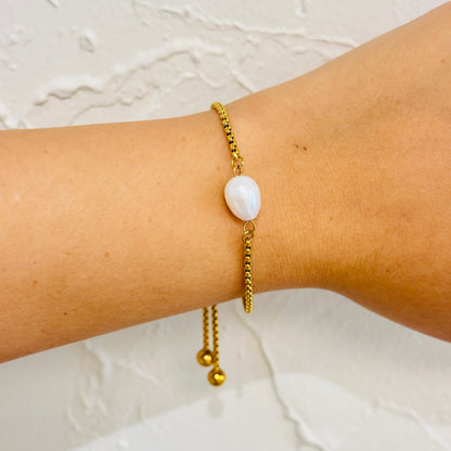 Adjustable Dainty Single Pearl Bracelet
