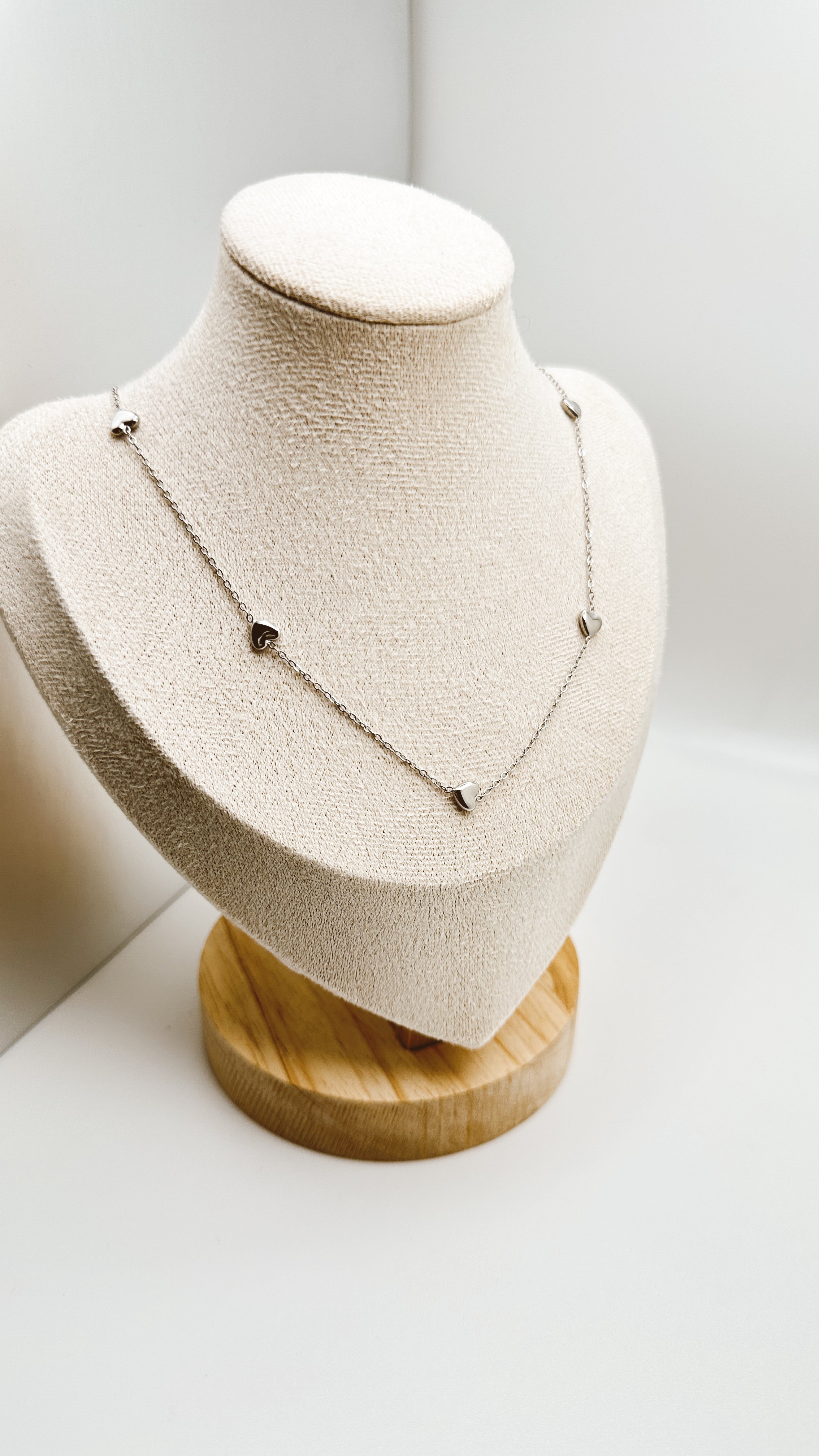Lola Necklace