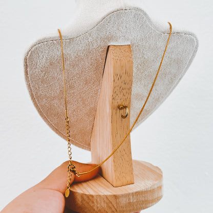 Floral Snake Chain Necklace