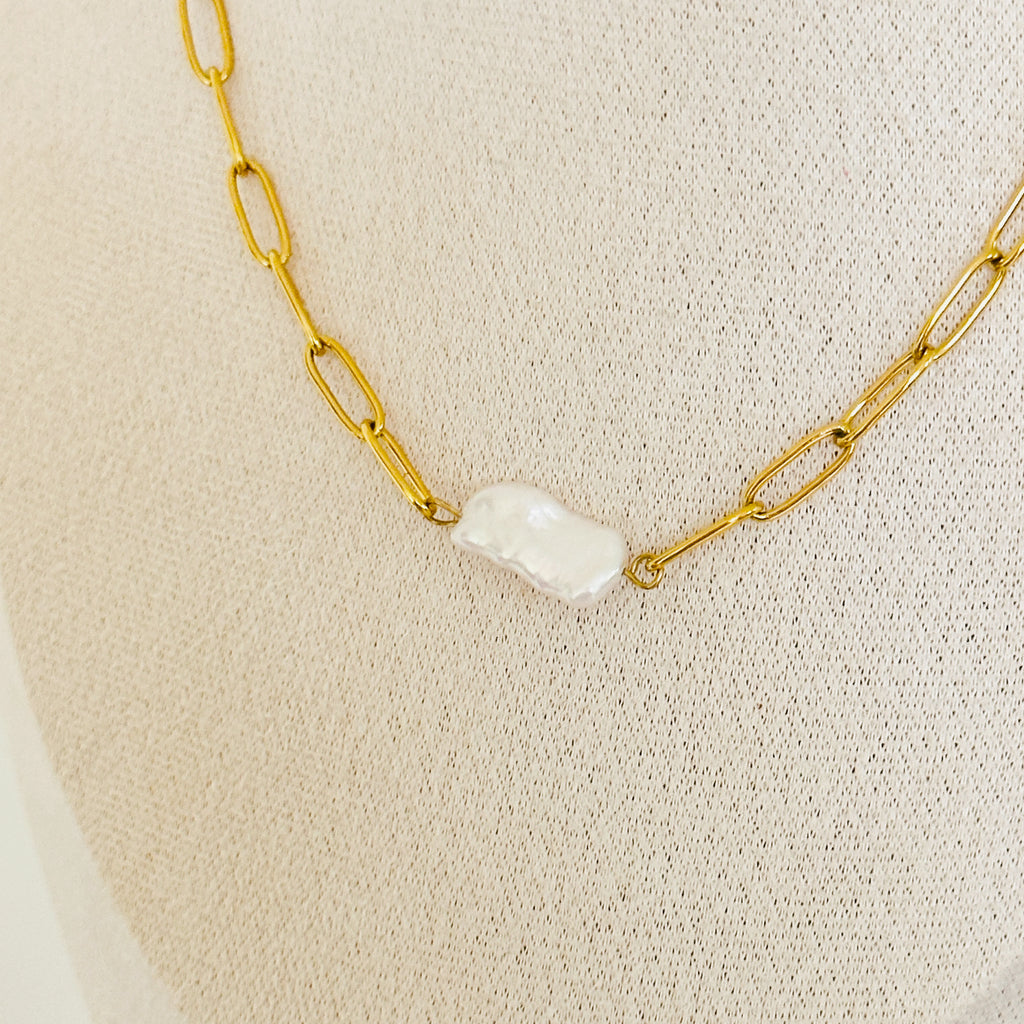 Lucia Necklace
