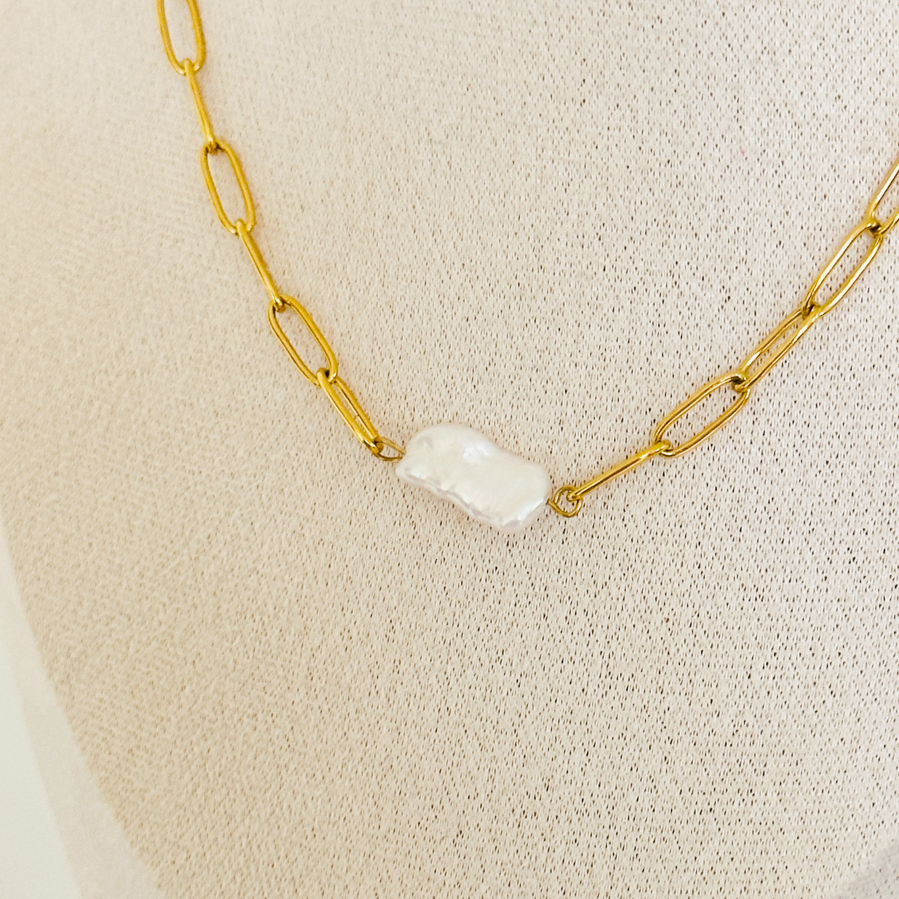 Lucia Necklace