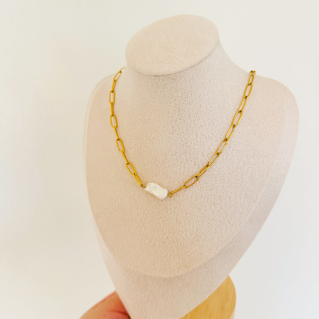 Lucia Necklace
