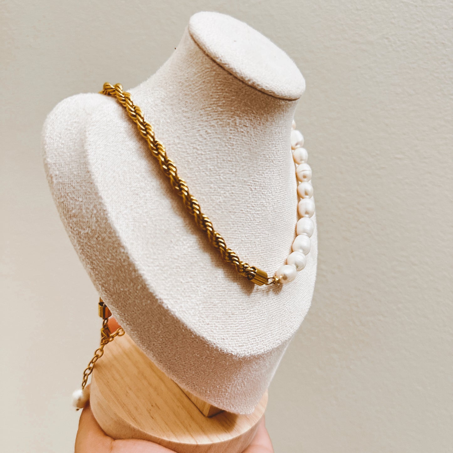 Half Pearl Half Twist Rope Necklace | Classy & Bold